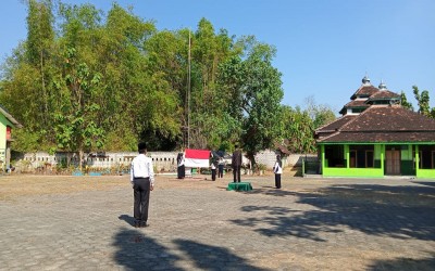 Peringatan HUT RI Ke 76